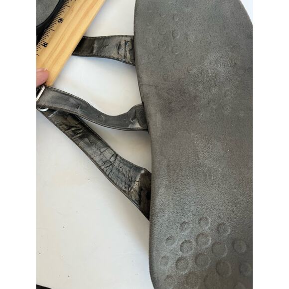 Vionic Orthopedic Strappy Comfort Slip On Sandals Gray Adj Leather Flat Sz 8 - Picture 6 of 9